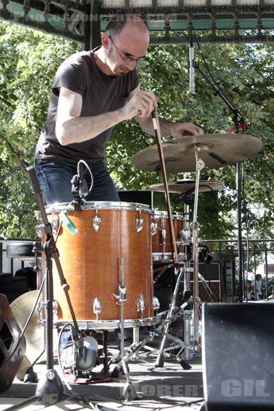 ONE LICK LESS - 2012-09-09 - PARIS - Square de la Place des Fetes - 